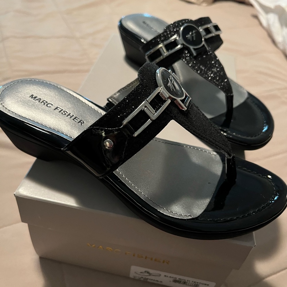 Marc Fisher sandals-new in box never worn size 7 1/2 black with sparkles on top
